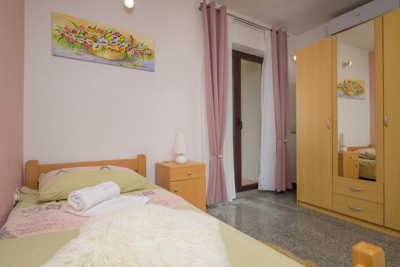 Holiday Apartment Ariella Krizanici Exterior foto